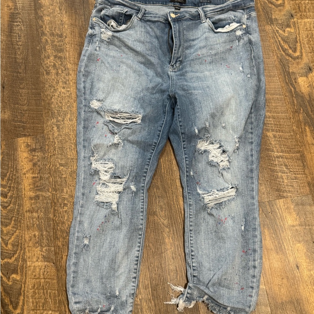 Judy Blue Light Blue Distressed Boyfriend Jeans